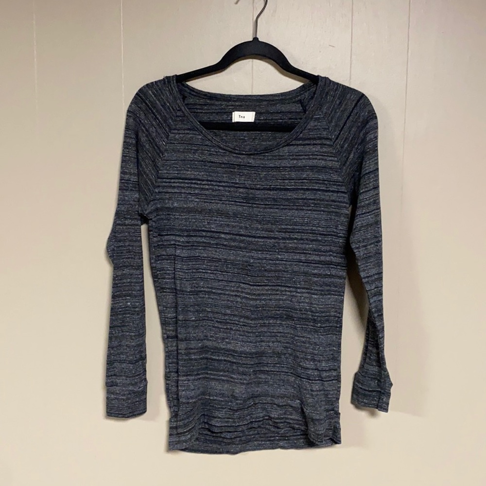 TNA long sleeved shirt gray and black heathered size XXS